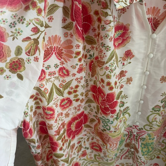 Rose & Olive Floral Top - Coral and Olive - Picture 6 of 7